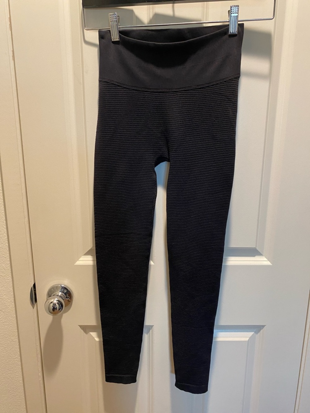 NWOT Vuori Waffle Knit Leggings